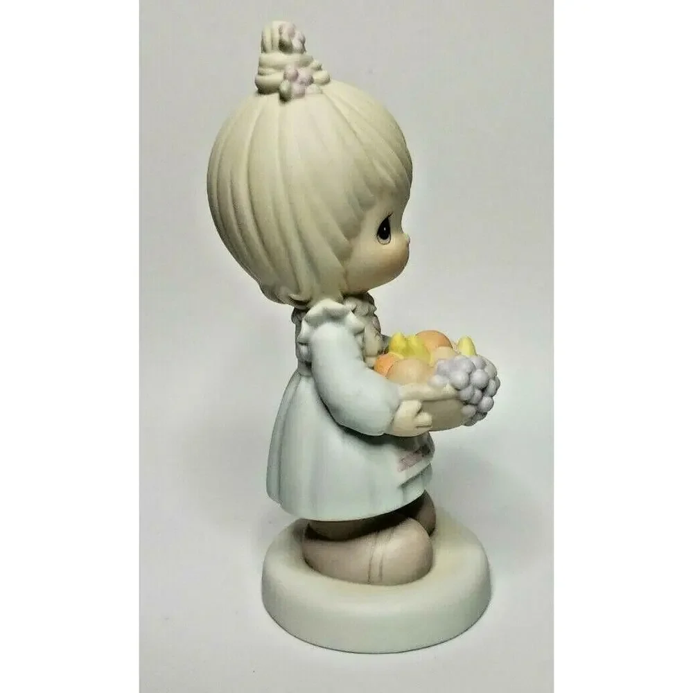 Precious Moments 1993 The Fruit Of The Spirit‎ Is Love Porcelain Figurine U135